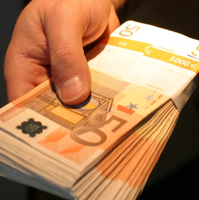 Assistência financeira de empréstimo sério: carloscredito99@gmail.com